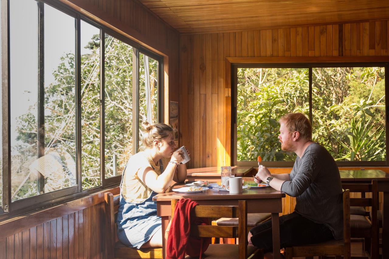 Que Tuanis Hostel Monteverde 외부 사진